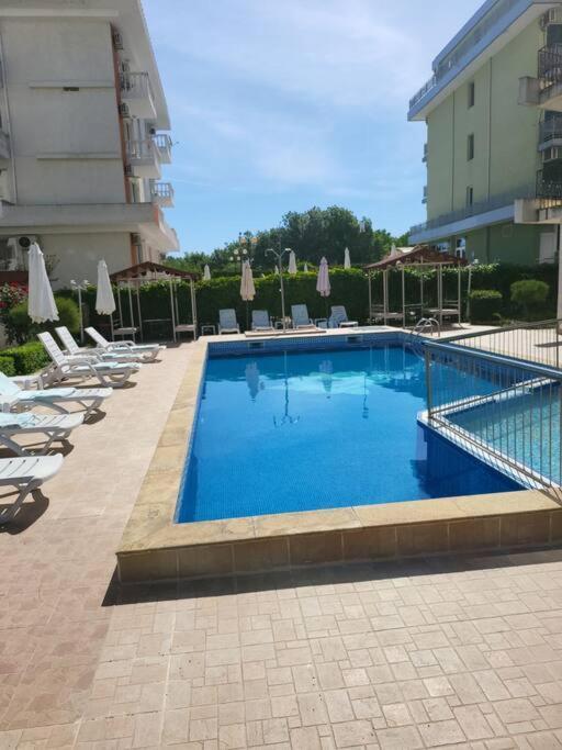 Луксозен Апартамент Срещу Какао Sunny Beach Dış mekan fotoğraf